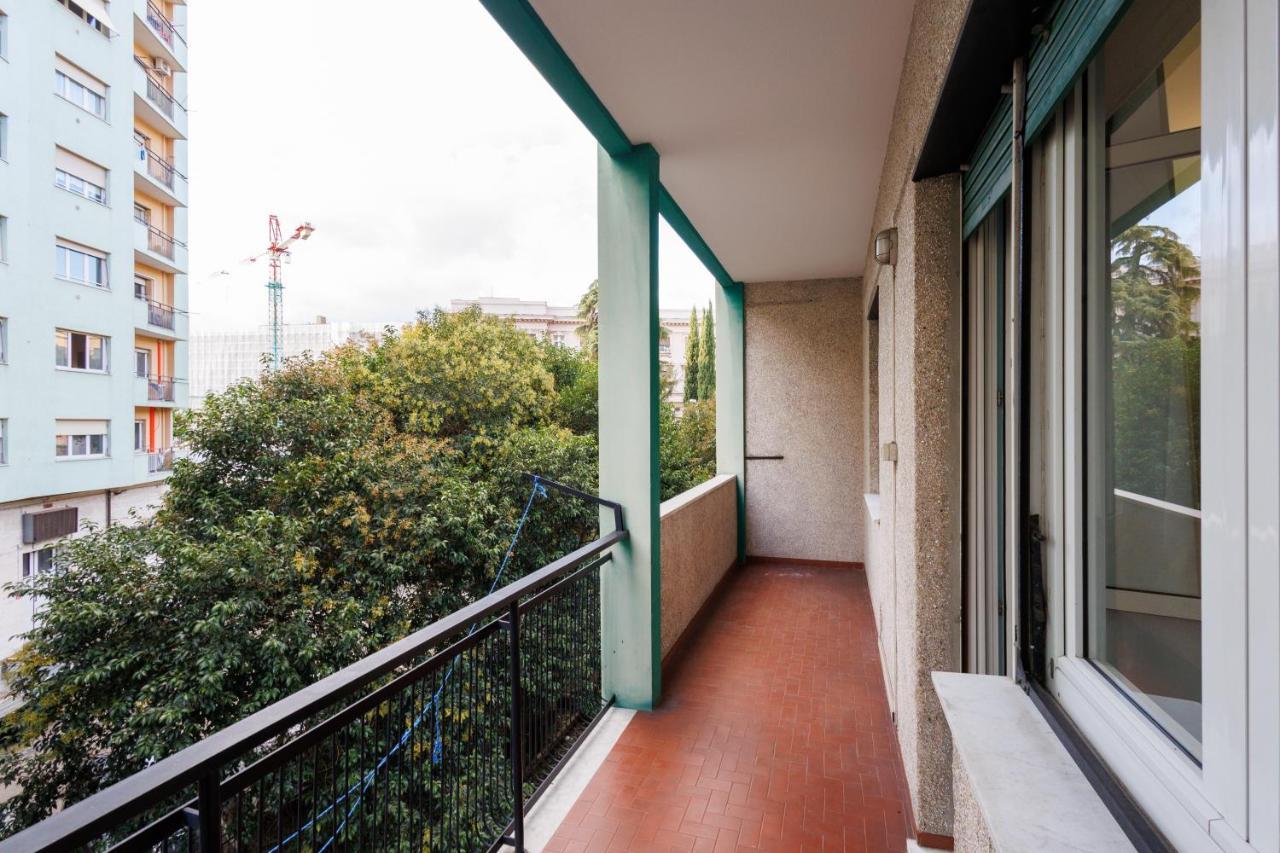 Casa Vittoria Di San Martino Affittacamere Genoa Bagian luar foto